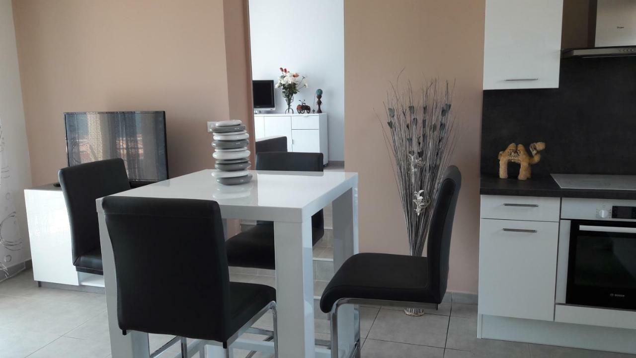 Residence Sejoina Калькатоджо Экстерьер фото